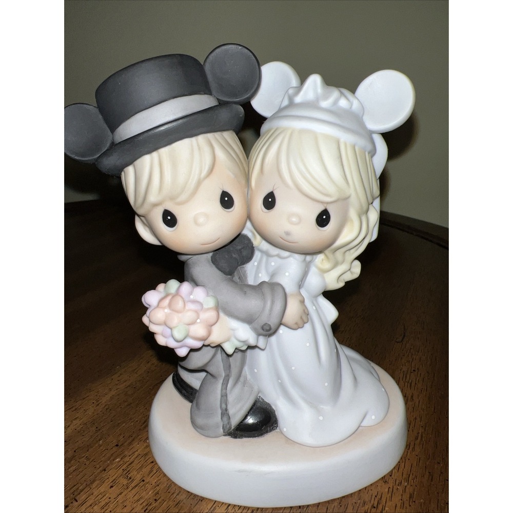 Precious Moments Walt Disney Showcase Collection  "Magically Ever After..." Vtg